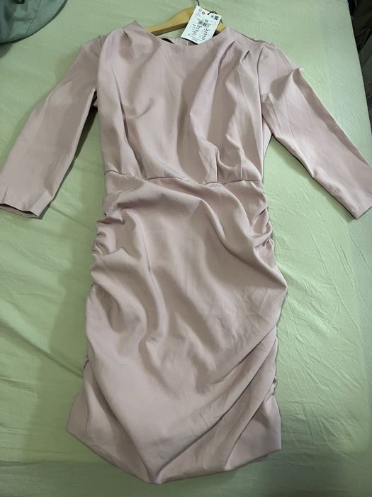 Нова рокля Mohito, 32 размер