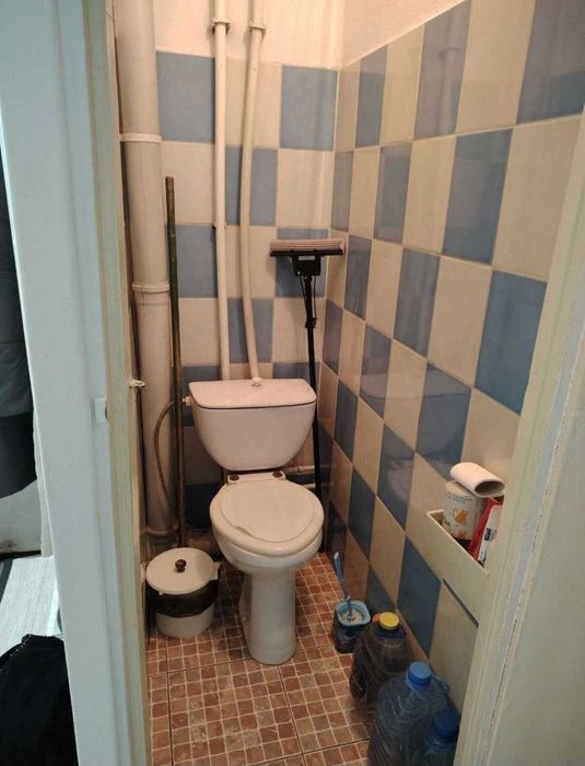 Продам 2 комн квартиру в центре