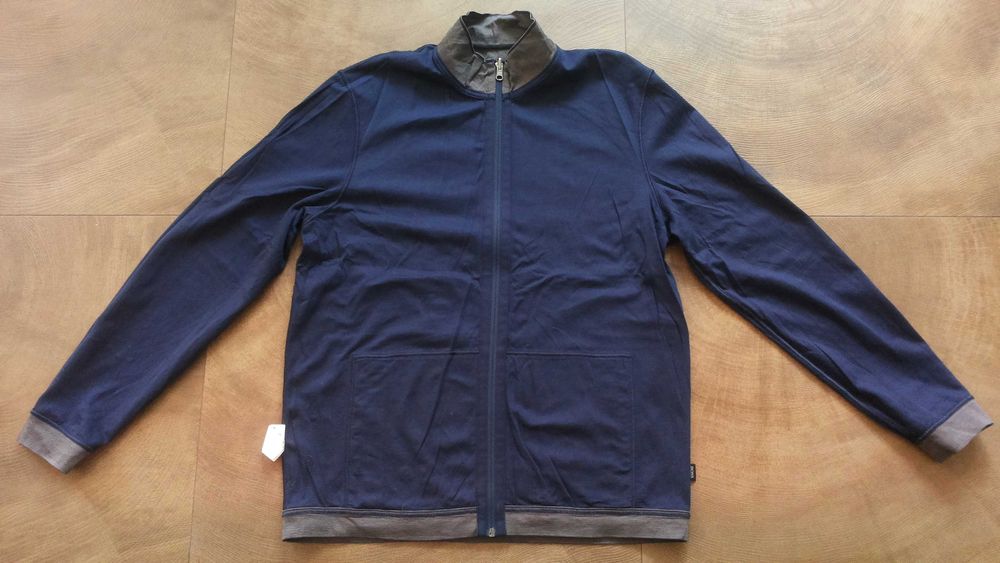 HUGO BOSS размер L / XL двулицева горница 14-59