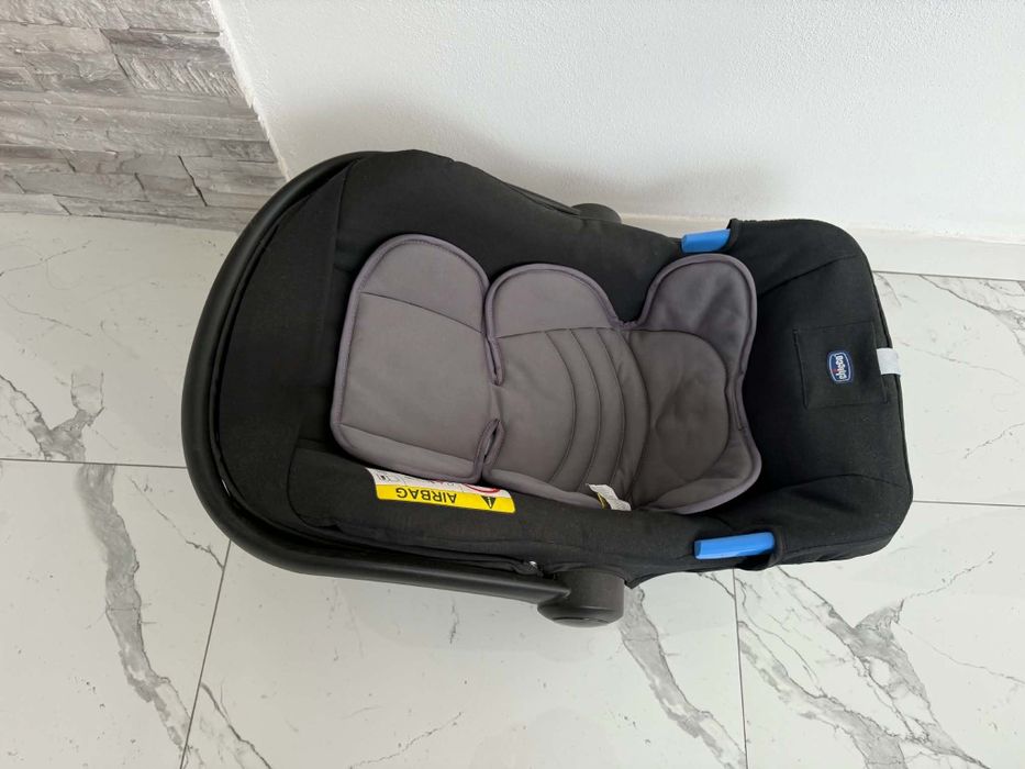 Vand scoica auto Chicco