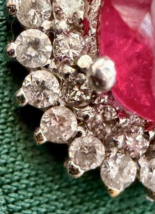 Златна висулка 18к