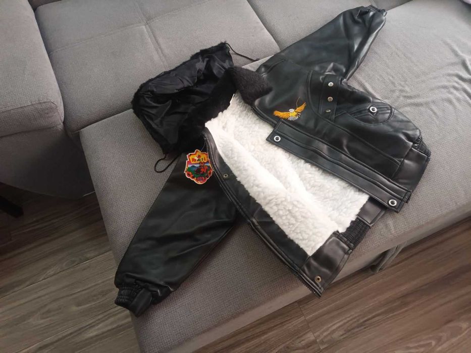 Кожено яке за момче 7-8 г с топла подплата и качулка 122-128 см
