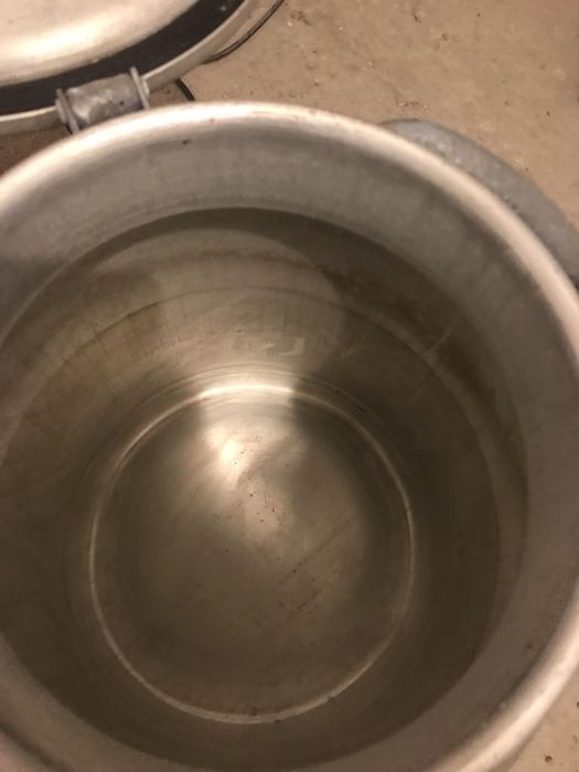 Продам флягу б/у в хорошем состоянии.