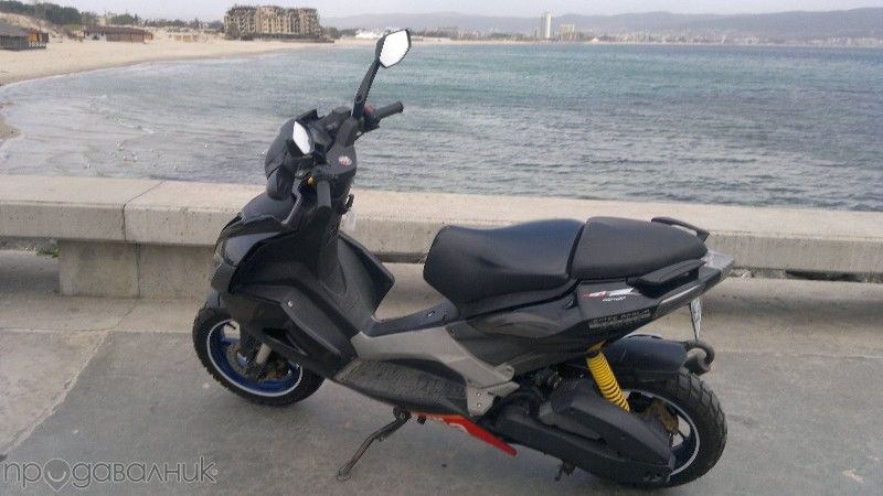 Aprilia SR 50 FACTORY Di-tech - injection 2005