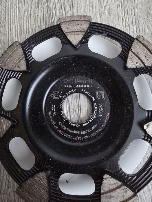 Vând discuri Hilti slefuit beton