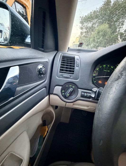 SKODA Octavia 2007 — imagine 5