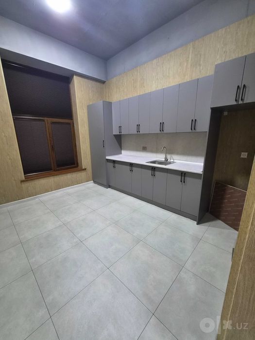 СДАЁТСЯ КОММЕРЧЕСКОЕ ПОМЕЩЕНИЕ 130m2  Шайхантахурский р-н Гунча метро