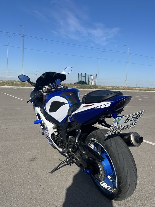 продам мотоцикл SUZUKI GSXR1000