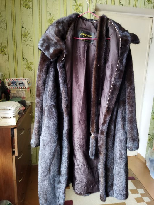 Шуба норковая , с капюшоном
