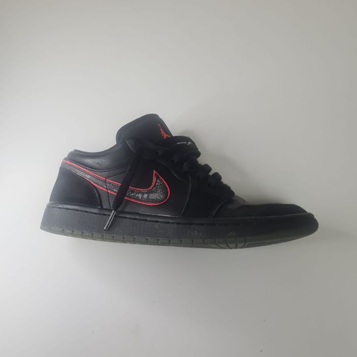 Jordan 1 low red orbit