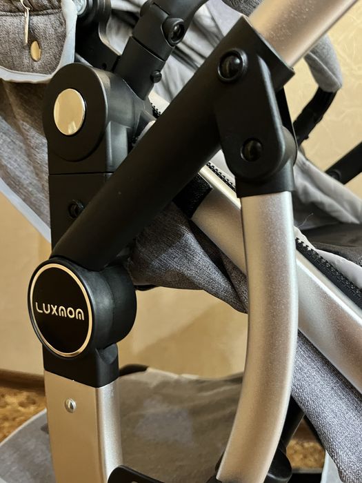 Коляска Lux Mom 2в1