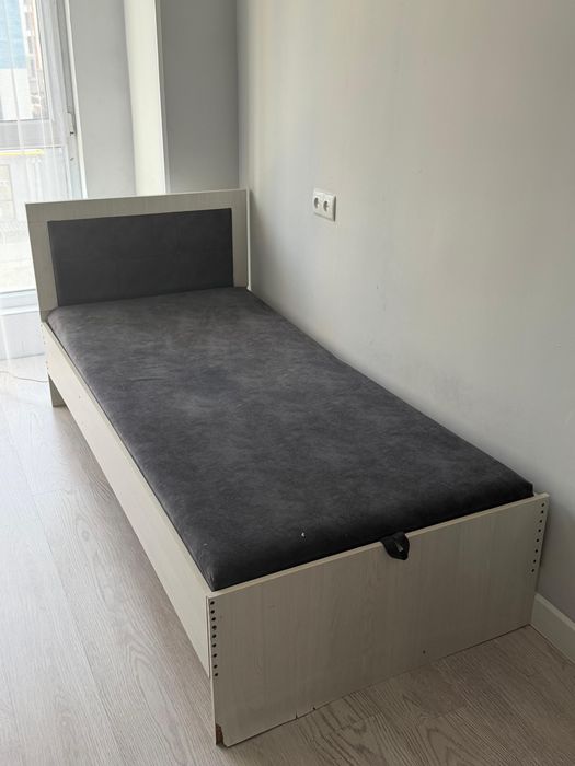 кровать және диван сатылады