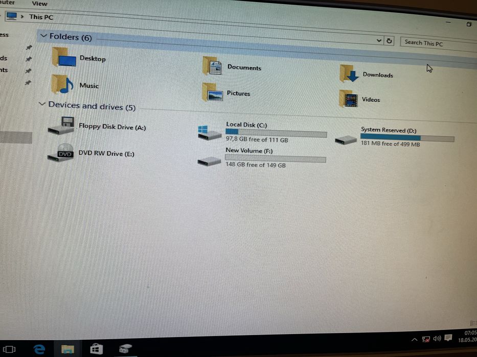 Vand pc vechi + monitor