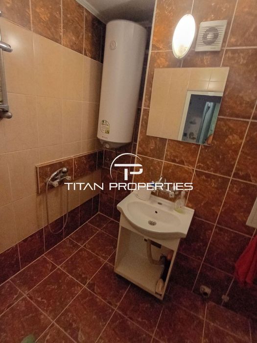 Тристаен имот с АКТ 16 в ж.к Възраждане