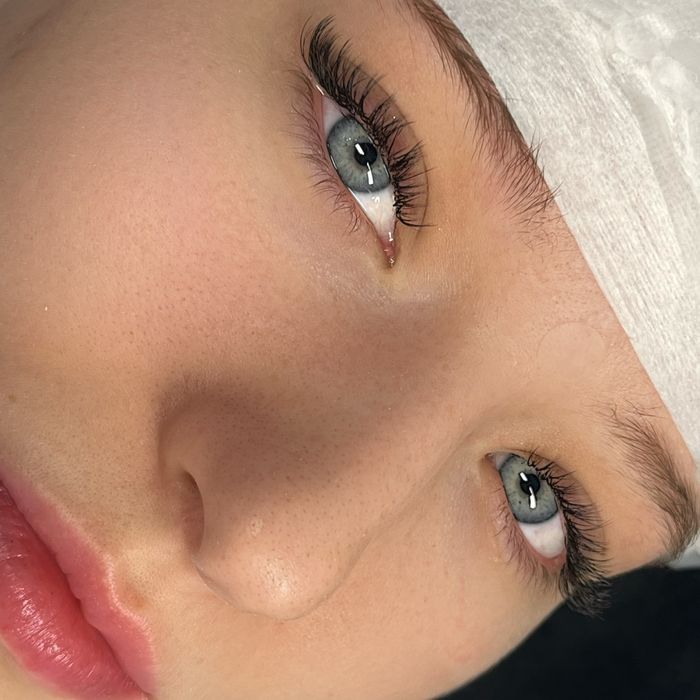 Наращивание ресниц от 5000тг!