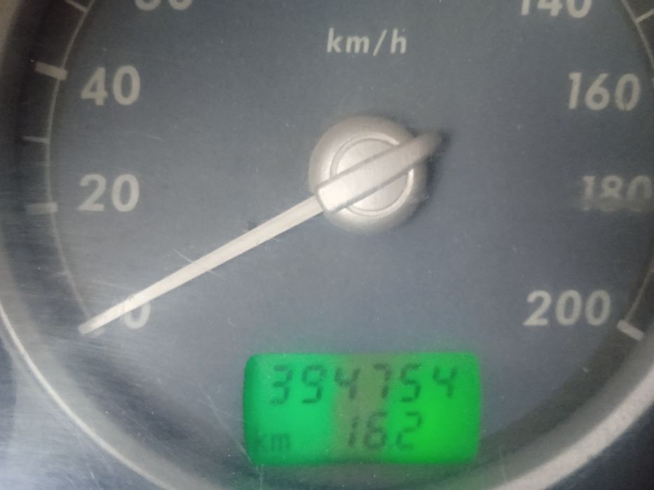 Gazel srochni sotiladi