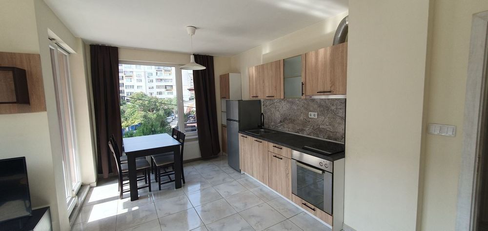 Дава се под наем Тристаен апартамент в София, Надежда 2 - 86 кв.м за 780 € - Снимка #2