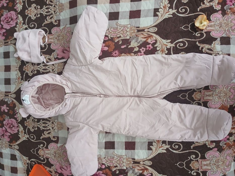 Продам детский комбинезон демисезонный