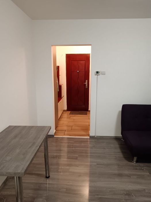 Vand apartament 2 camere
