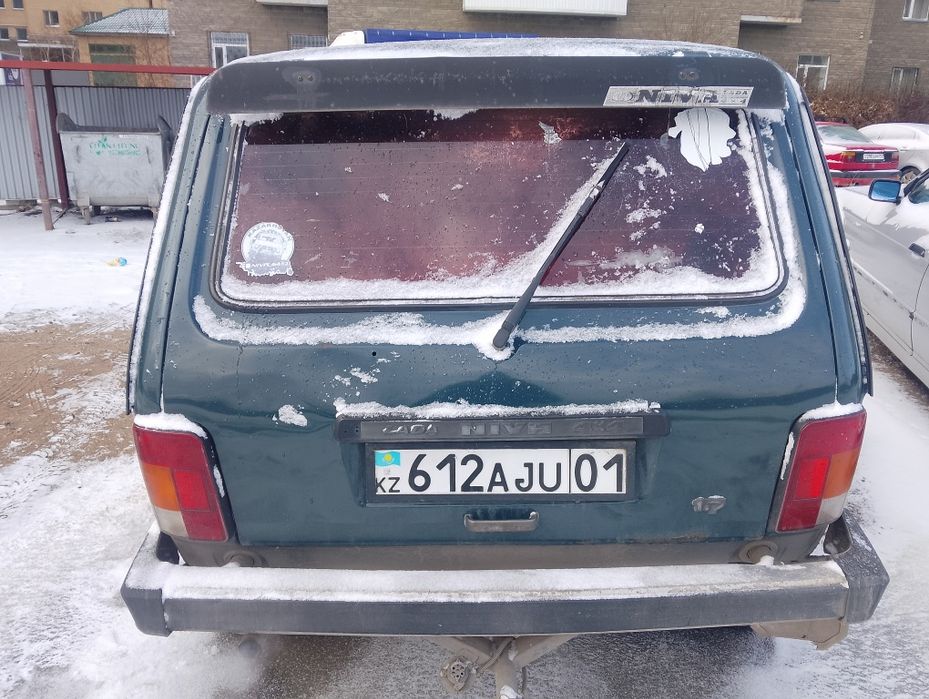 Продам ниву 2121