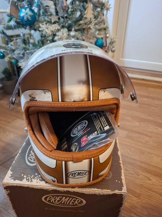 Casca Premier Trophy Platinum Edition