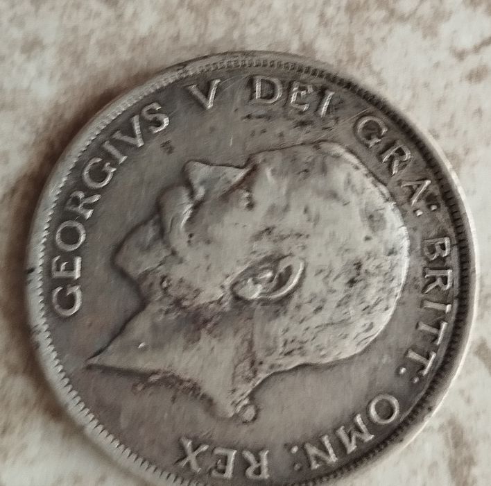 Сребърна половин крона, 1915 година !