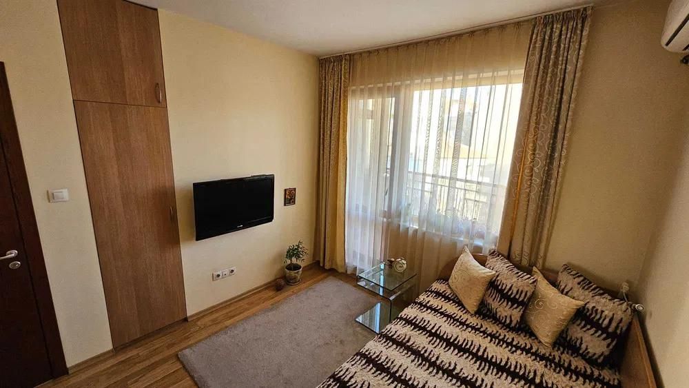Дава се под наем Тристаен апартамент в Варна, Левски - 78 кв.м за 620 € - Снимка #6