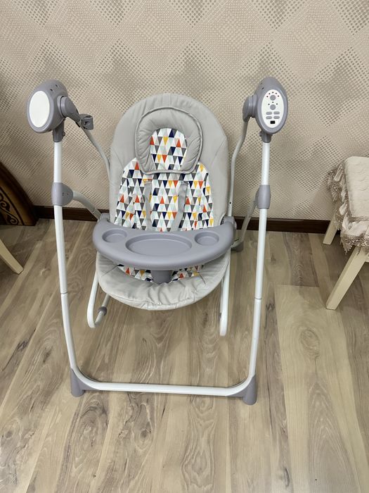 Шезлонг стульчик для кормления 2 в 1