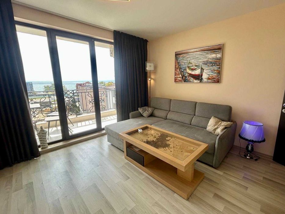Продава се Тристаен апартамент в Несебър - 91 кв.м за 1803 €/кв.м - Снимка #1