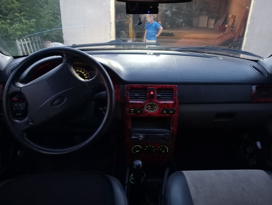 Продам Приору ваз