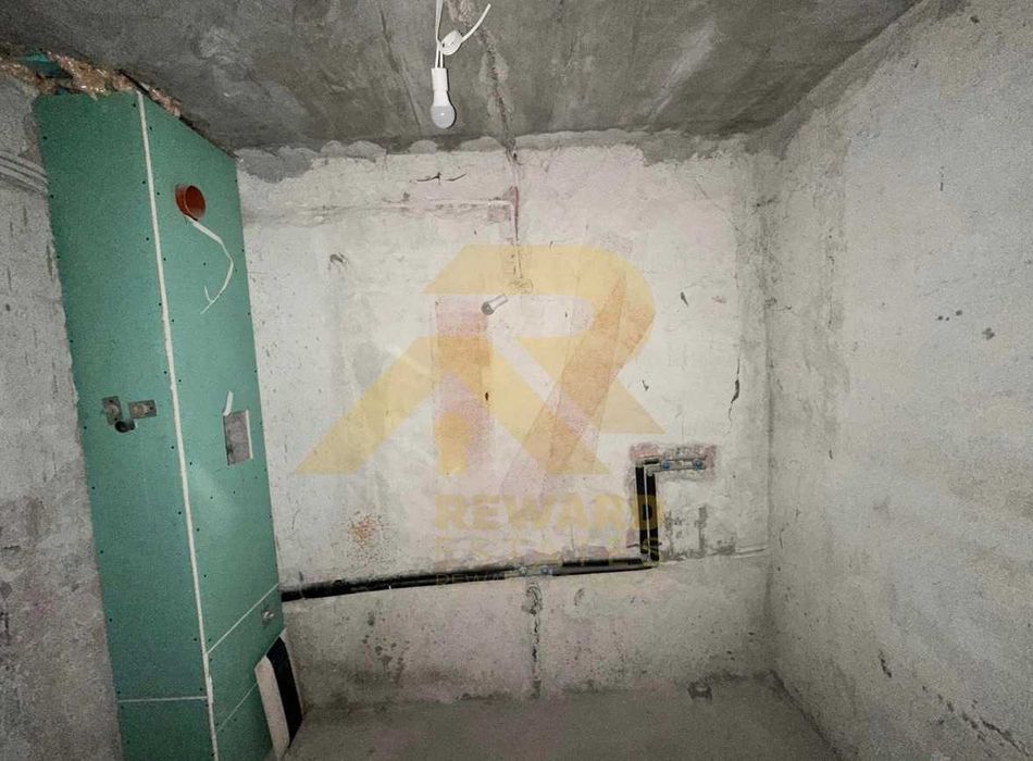 Продава се Двустаен апартамент в София, Манастирски ливади - 79 кв.м за 1906 €/кв.м - Снимка #2