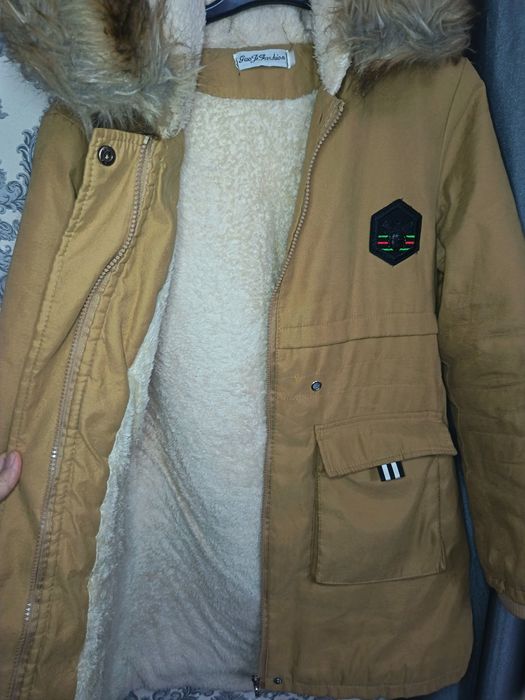 Женская куртка..