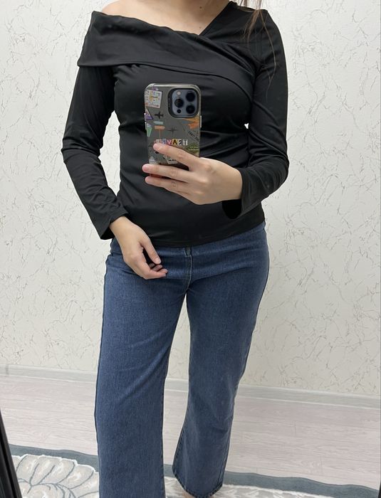 Женская одежда.