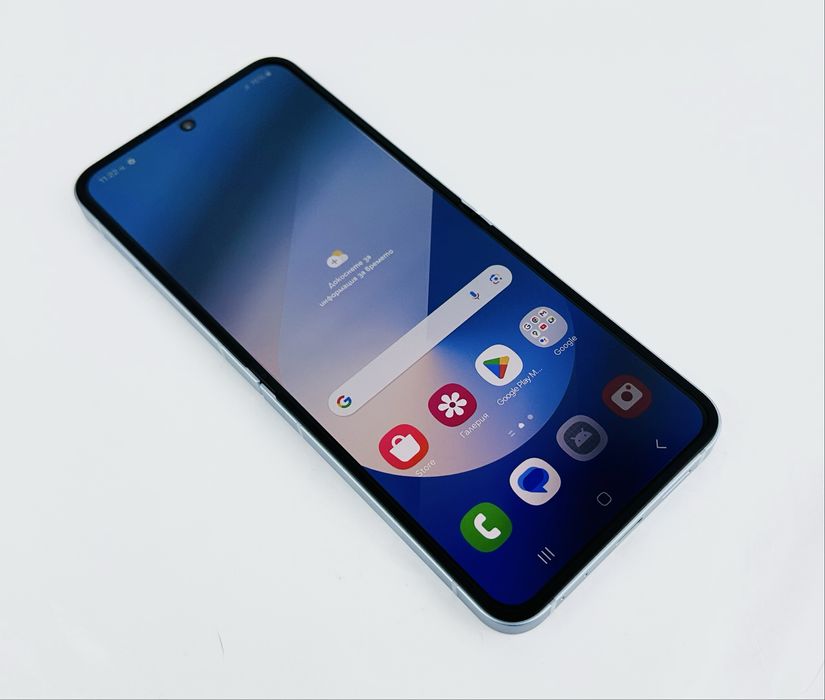 KATO НОВ! Samsung Galaxy Z Flip 6 5G 256GB 12RAM Blue Гаранция!