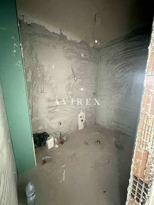 Продава се Тристаен апартамент в Пловдив, Съдийски - 118 кв.м за 778 €/кв.м - Снимка #3