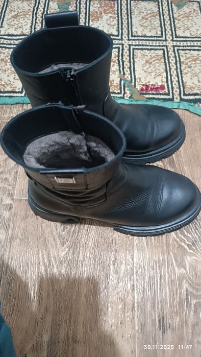 Сапожки женские кожанные