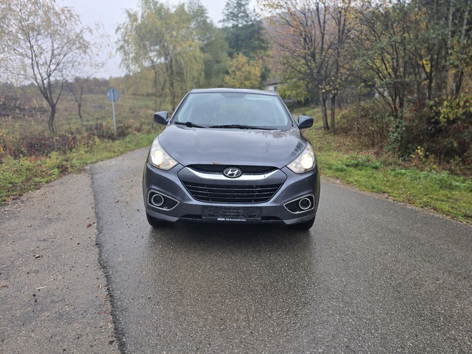 HYUNDAI ix35 2010 — imagine 3