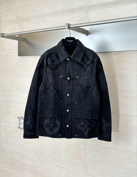 Jacheta Louis Vuitton colectie noua