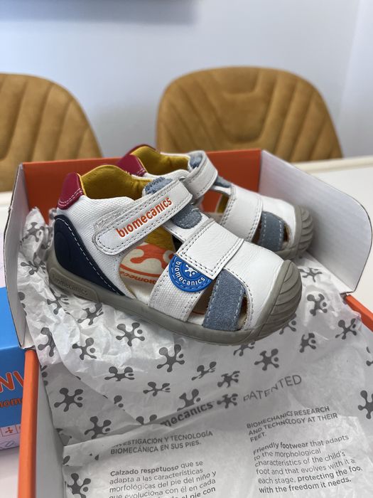 обувки Биомехсникс