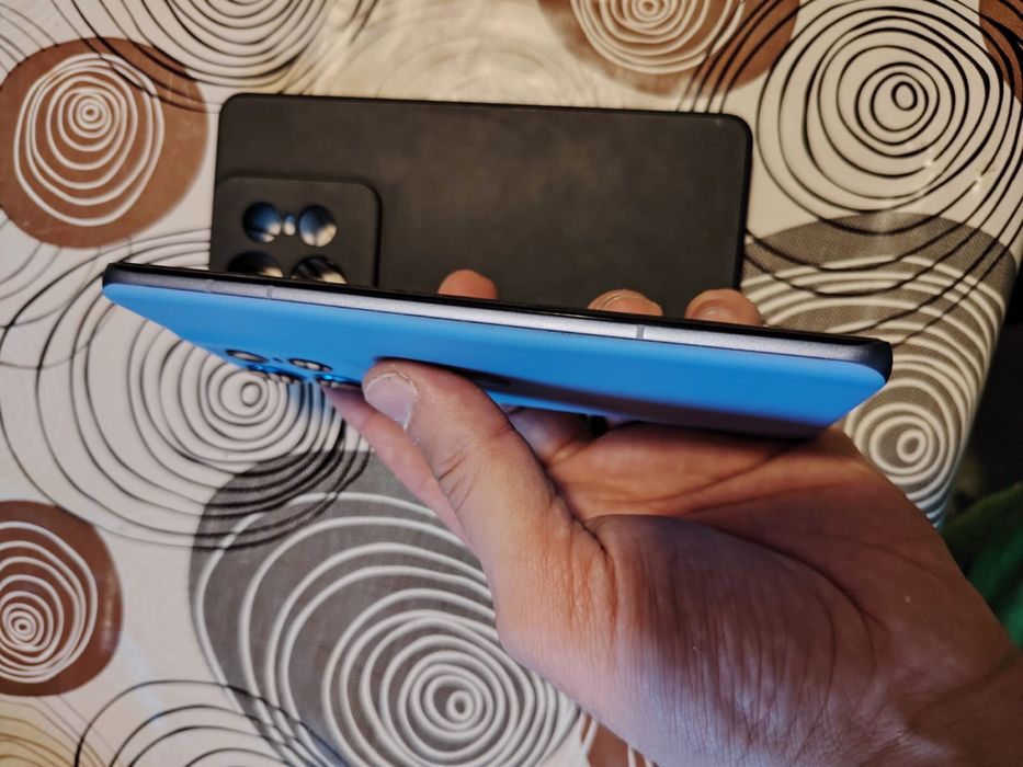 Motorola edge 50 pro 521GB 12 Gb ram