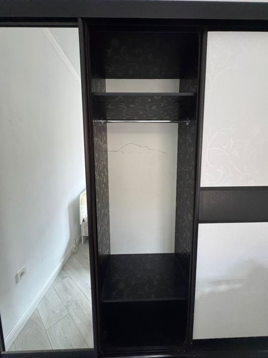 Шкаф для одежды в спальню