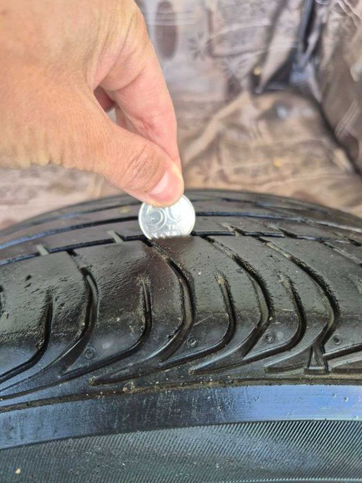 Продам шины 3шт. Bridgestone turanza