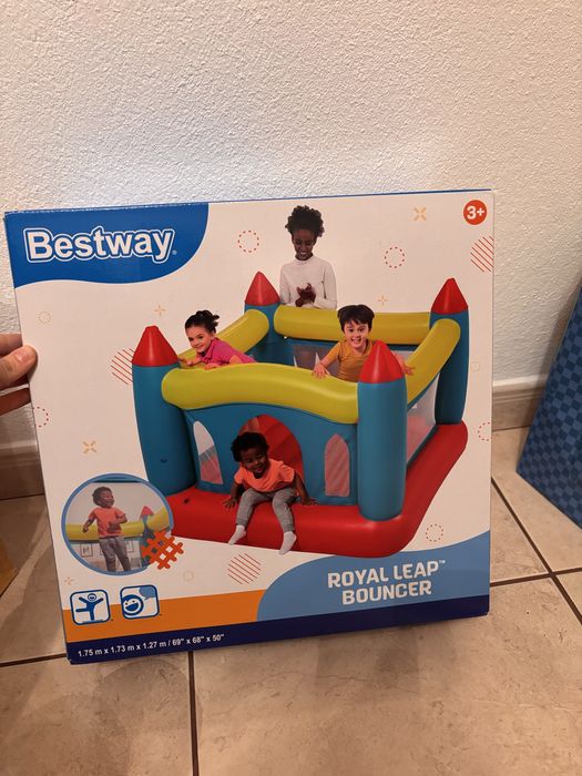 Надуваем замък BESTWAY