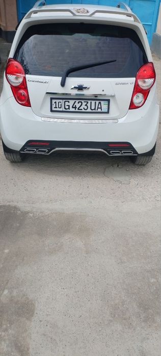 Chevrolet spark 2015