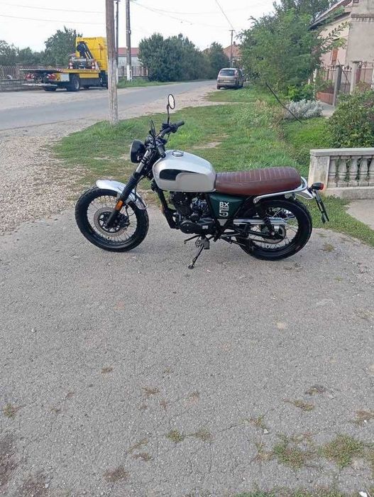 Motocicleta Brixton 125