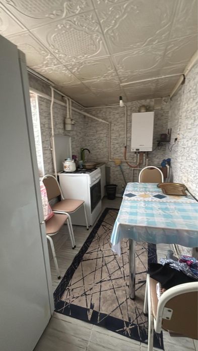 Жер уй сатылады.