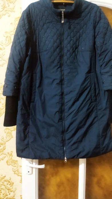 Куртка женская почти новая