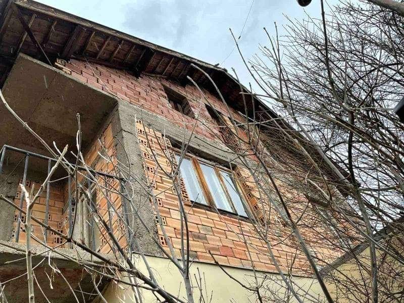 Продава се Етаж от къща в Плевен, Сторгозия - 53 кв.м за 850 €/кв.м - Снимка #4