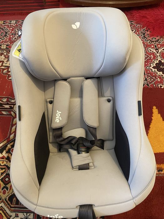Scaun auto pentru copii Joie