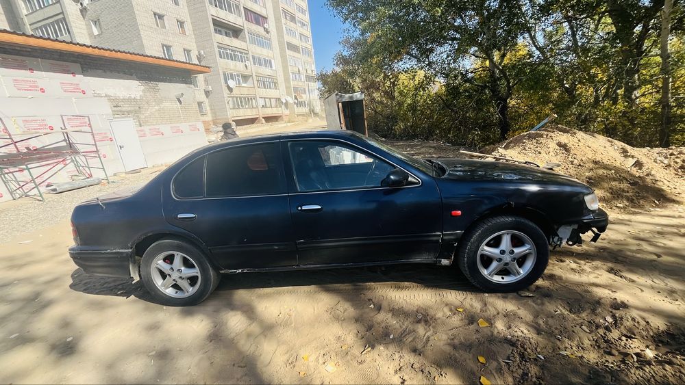 Продам ниссан максима
